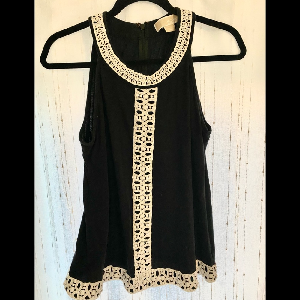 Michael Kors sleeveless medium black and white blouse with lace trim